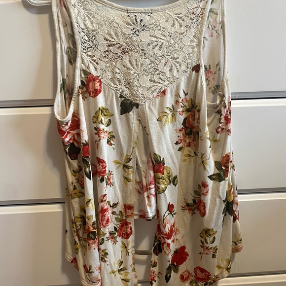 Urban Planet Tank Top - Picture 2 of 2